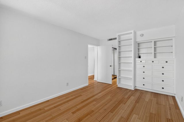 1800 Lavaca ST 512, Austin, TX 78701