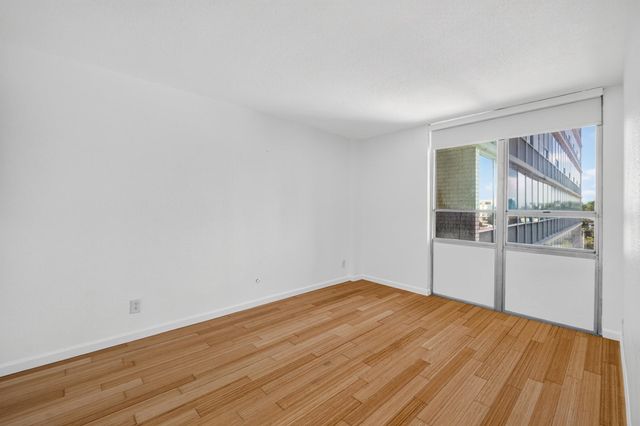 1800 Lavaca ST 512, Austin, TX 78701