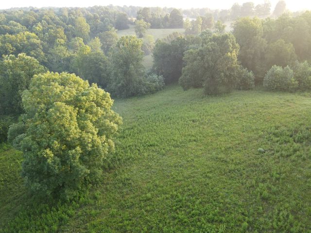6 Shiloh Canaan Road, Palmyra, TN 37142
