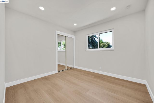 1759 Crescent Dr, Walnut Creek, CA 94598