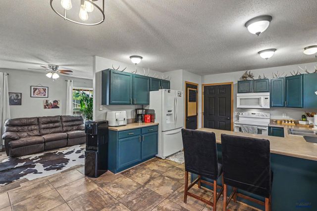 3403 12TH AVE, Spearfish, SD 57783