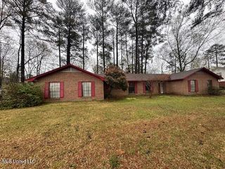 116 Meadow Hill Drive, Forest, MS 39074