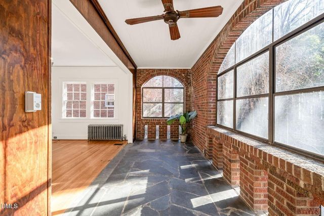 907 W Johnson Street, Raleigh, NC 27605