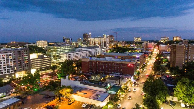 907 W Johnson Street, Raleigh, NC 27605