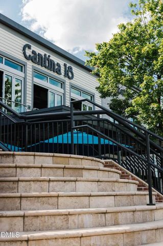 907 W Johnson Street, Raleigh, NC 27605