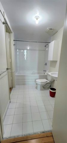 690 SW 1st Ct 1121, Miami, FL 33130