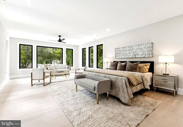 5005 RAVENSWORTH RD, Annandale, VA 22003