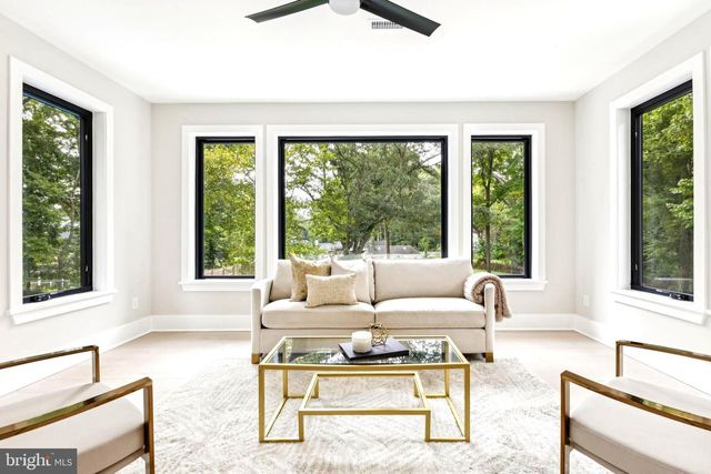 5005 RAVENSWORTH RD, Annandale, VA 22003