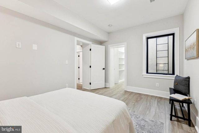 5005 RAVENSWORTH RD, Annandale, VA 22003