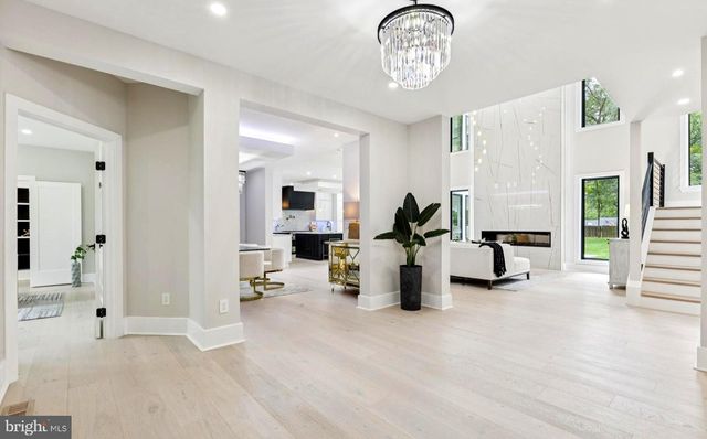 5005 RAVENSWORTH RD, Annandale, VA 22003