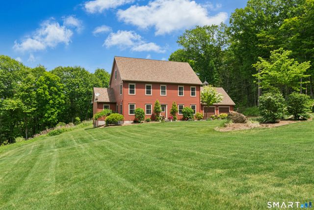 198 Little Fox Lane, Southbury, CT 06488