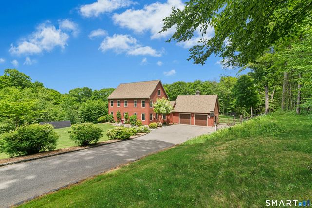 198 Little Fox Lane, Southbury, CT 06488