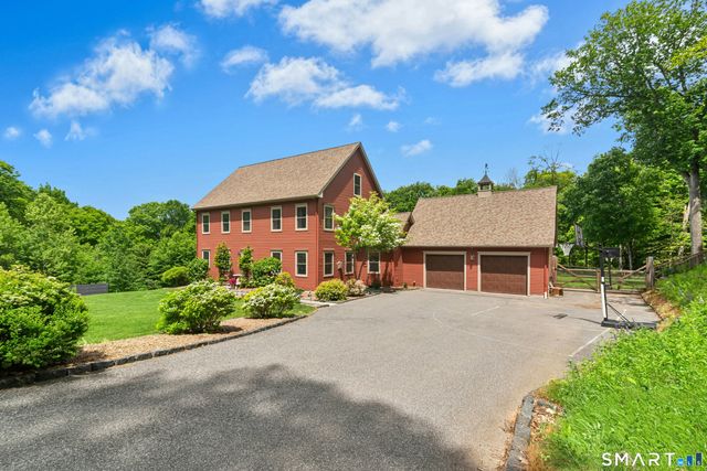 198 Little Fox Lane, Southbury, CT 06488