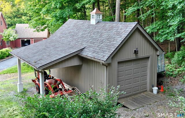 198 Little Fox Lane, Southbury, CT 06488