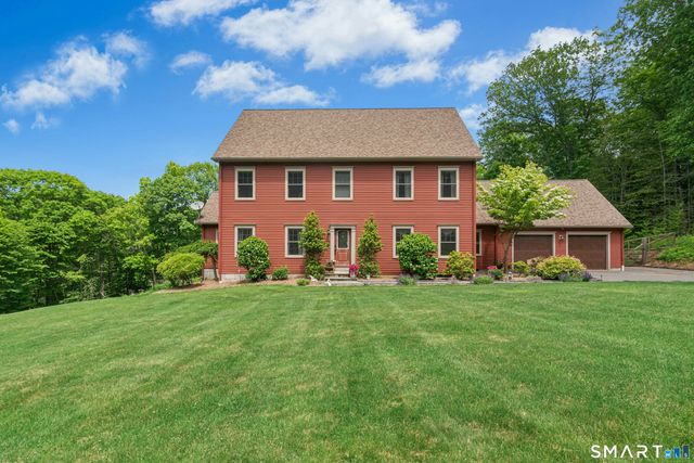 198 Little Fox Lane, Southbury, CT 06488