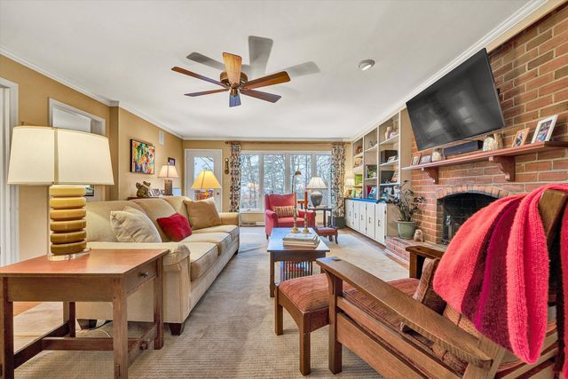 3684 Peakwood DR, Roanoke, VA 24014