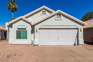 8432 W TROY Street, Peoria, AZ 85382