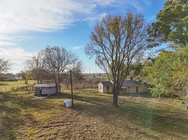 19703 Frey Road, Pine Island, TX 77445