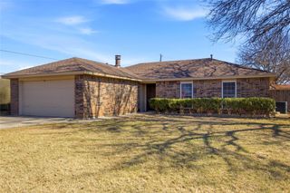 1502 Lime Leaf Lane, Duncanville, TX 75137