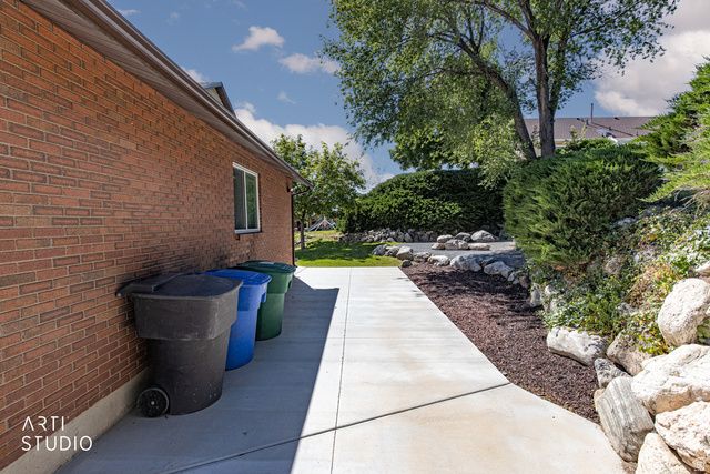 88 W CANYON VIEW DR, Farmington, UT 84025