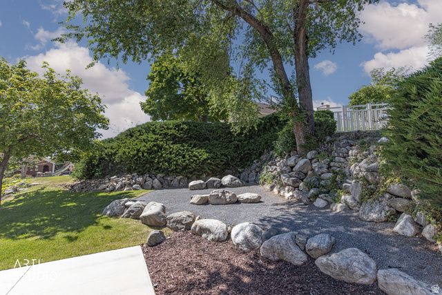88 W CANYON VIEW DR, Farmington, UT 84025