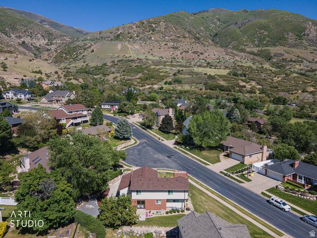 88 W CANYON VIEW DR, Farmington, UT 84025