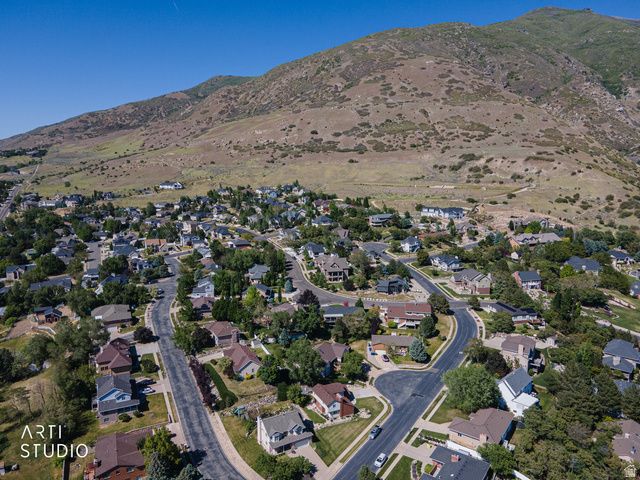 88 W CANYON VIEW DR, Farmington, UT 84025