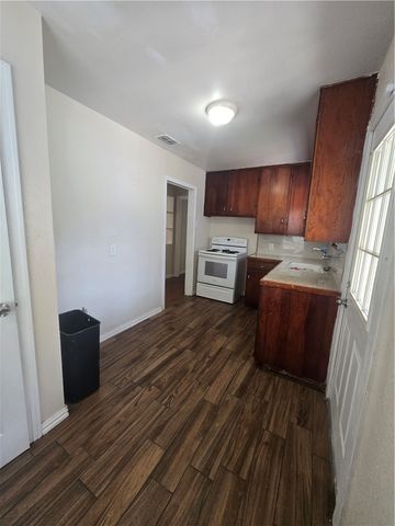 4417 Townsend St, Corpus Christi, TX 78415