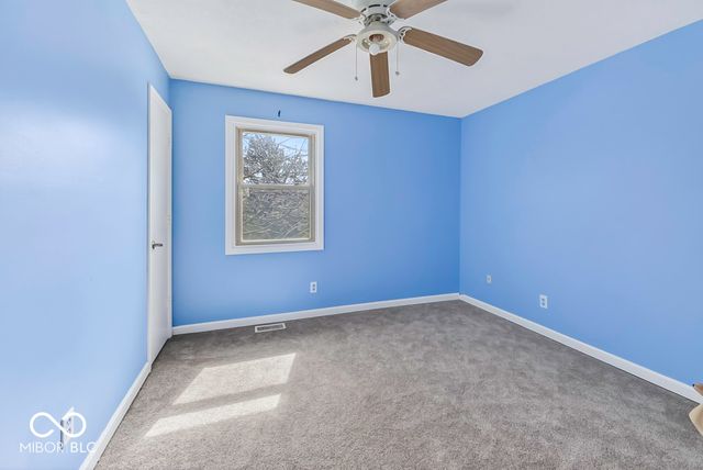 986 Country Aire Drive, Greenwood, IN 46143