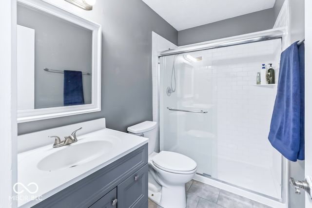 986 Country Aire Drive, Greenwood, IN 46143