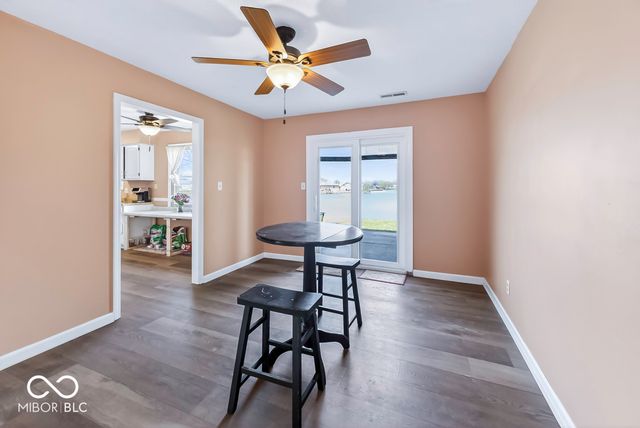 986 Country Aire Drive, Greenwood, IN 46143