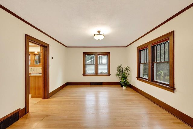 5321 Manitowoc Parkway, Madison, WI 53705