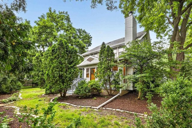 5321 Manitowoc Parkway, Madison, WI 53705