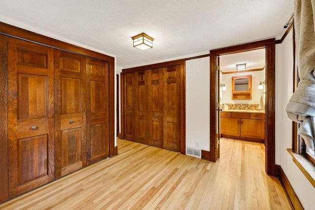 5321 Manitowoc Parkway, Madison, WI 53705