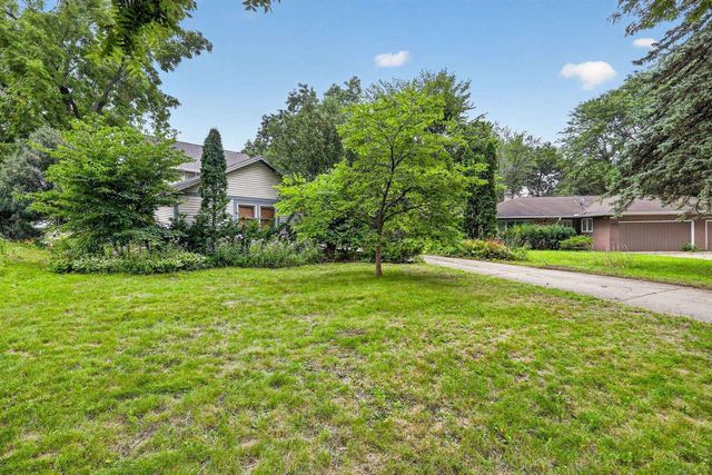 5321 Manitowoc Parkway, Madison, WI 53705
