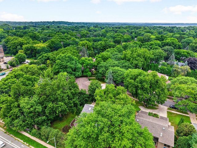 5321 Manitowoc Parkway, Madison, WI 53705