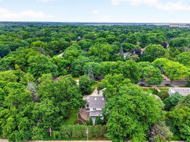 5321 Manitowoc Parkway, Madison, WI 53705