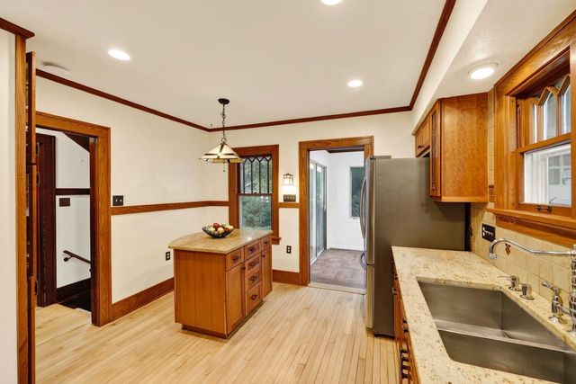 5321 Manitowoc Parkway, Madison, WI 53705