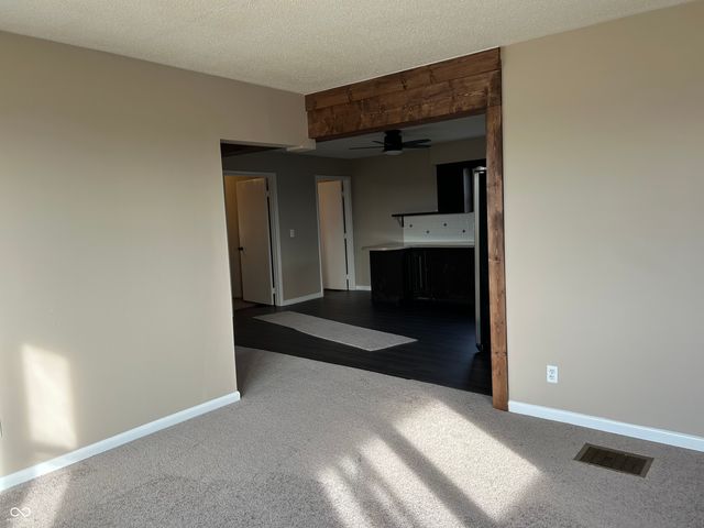 18 Lindsay Court, Spencer, IN 47460