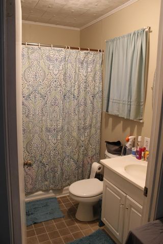 136 Country Cir, Ellisville, MS 39437