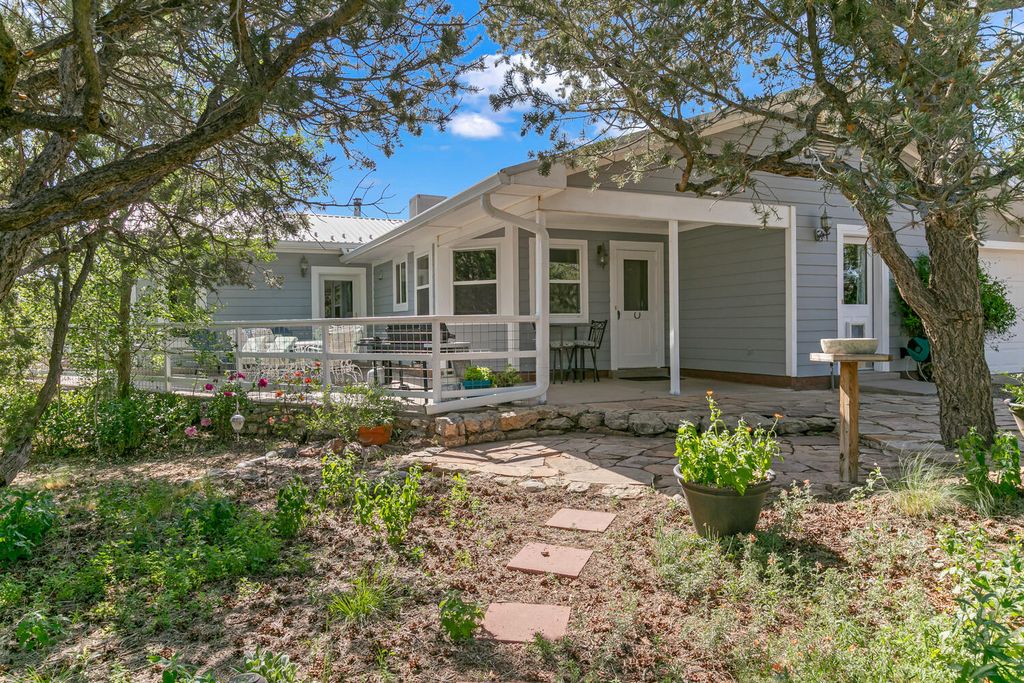 25 WILDLIFE Trail, Edgewood, NM 87015