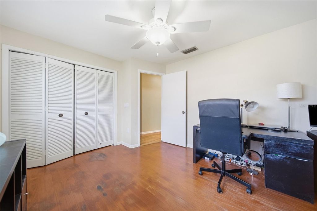 Image 24 of property listing at 16116 W COURSE DRIVE, Tampa, FL 33624