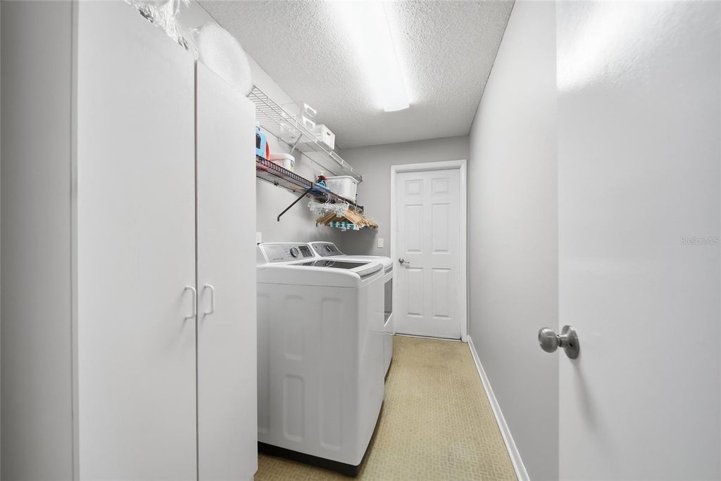 Image 25 of property listing at 16116 W COURSE DRIVE, Tampa, FL 33624