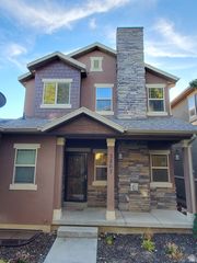 3867 E CUNNINGHILL DR, Eagle Mountain, UT 84005