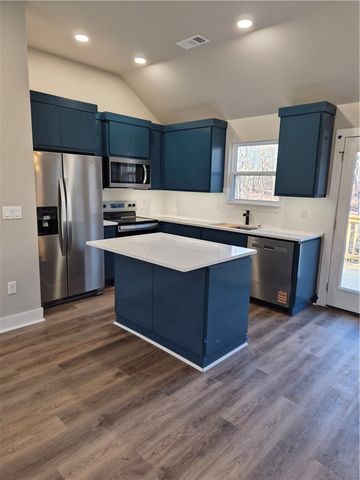 8 Ampthill Lane, Bella Vista, AR 72714