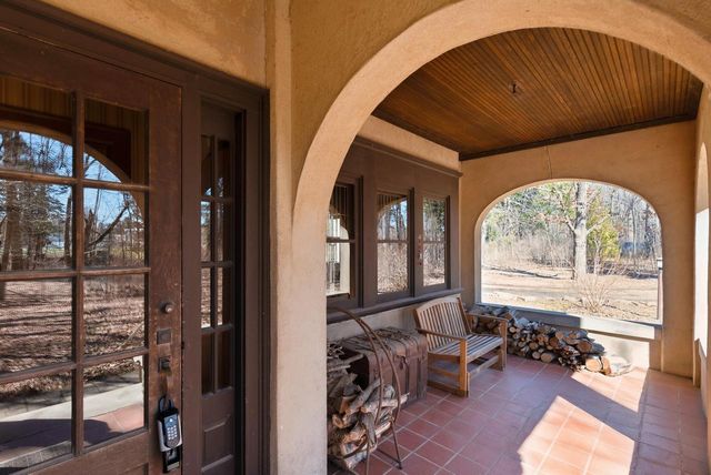 6789 N Elm Tree ROAD, Glendale, WI 53217