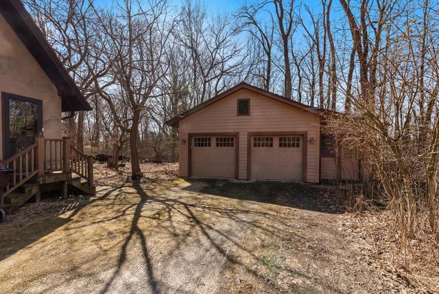 6789 N Elm Tree ROAD, Glendale, WI 53217