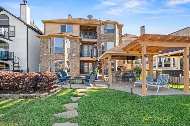 12200 Pebble View Drive, Conroe, TX 77304