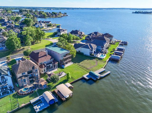 12200 Pebble View Drive, Conroe, TX 77304