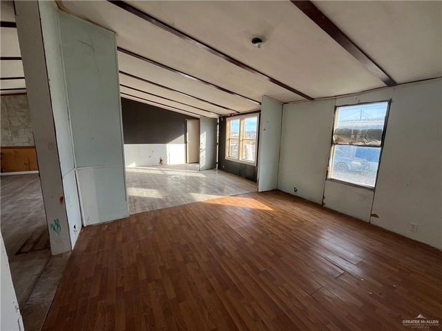 2217 N 110th Street, Alton, TX 78573